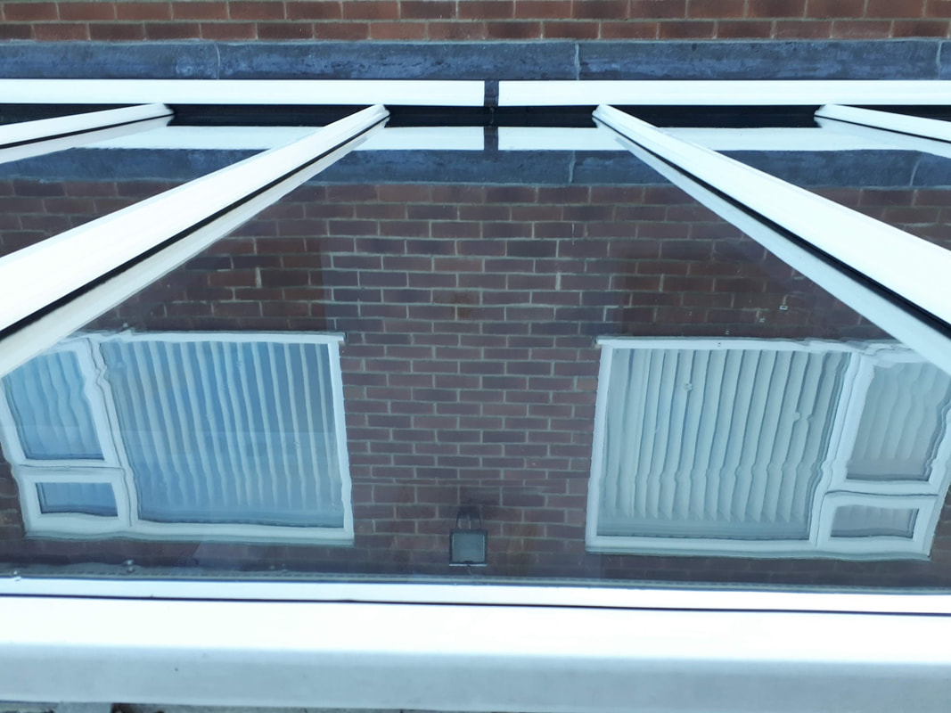 conservatory before cleaning process